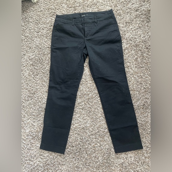 Old navy pixie pants - Picture 1 of 3